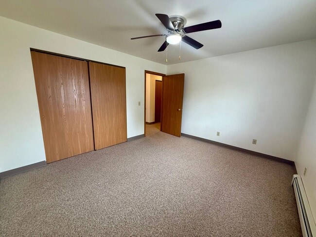 Building Photo - 3116 Wilson Ave