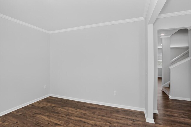 Building Photo - 383 King Vlg