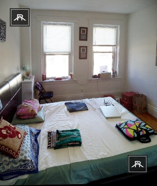 Building Photo - 1 bedroom in Boston MA 02215