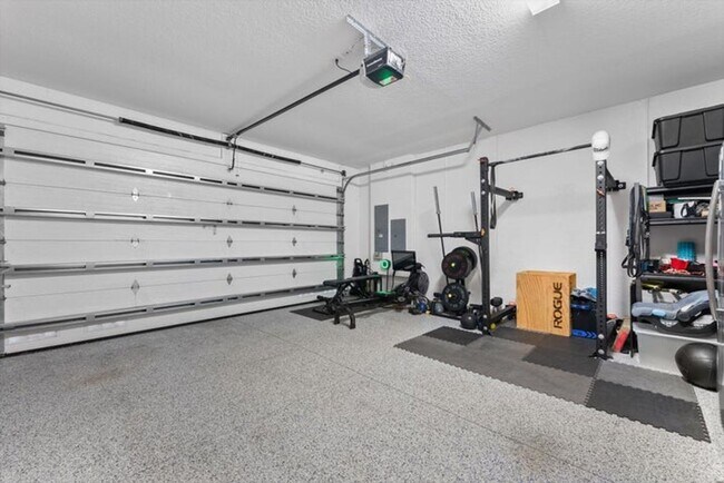 Building Photo - 15398 Sandy Beach Terrace