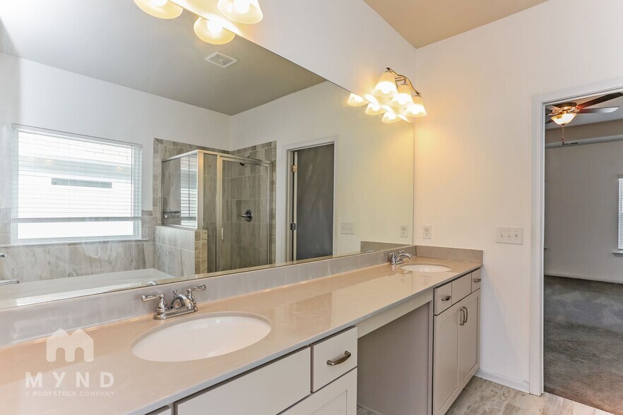 Building Photo - 1582 Ribbon Mill Ln