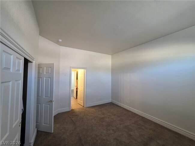 Building Photo - 10717 Refectory Ave