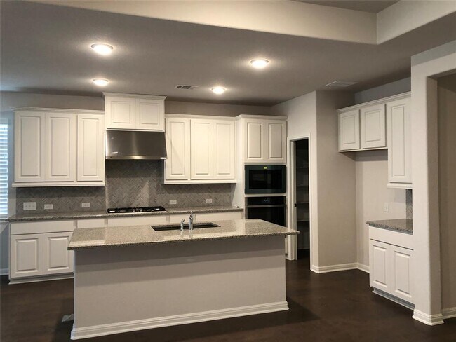 Building Photo - 2746 Fortezza Way