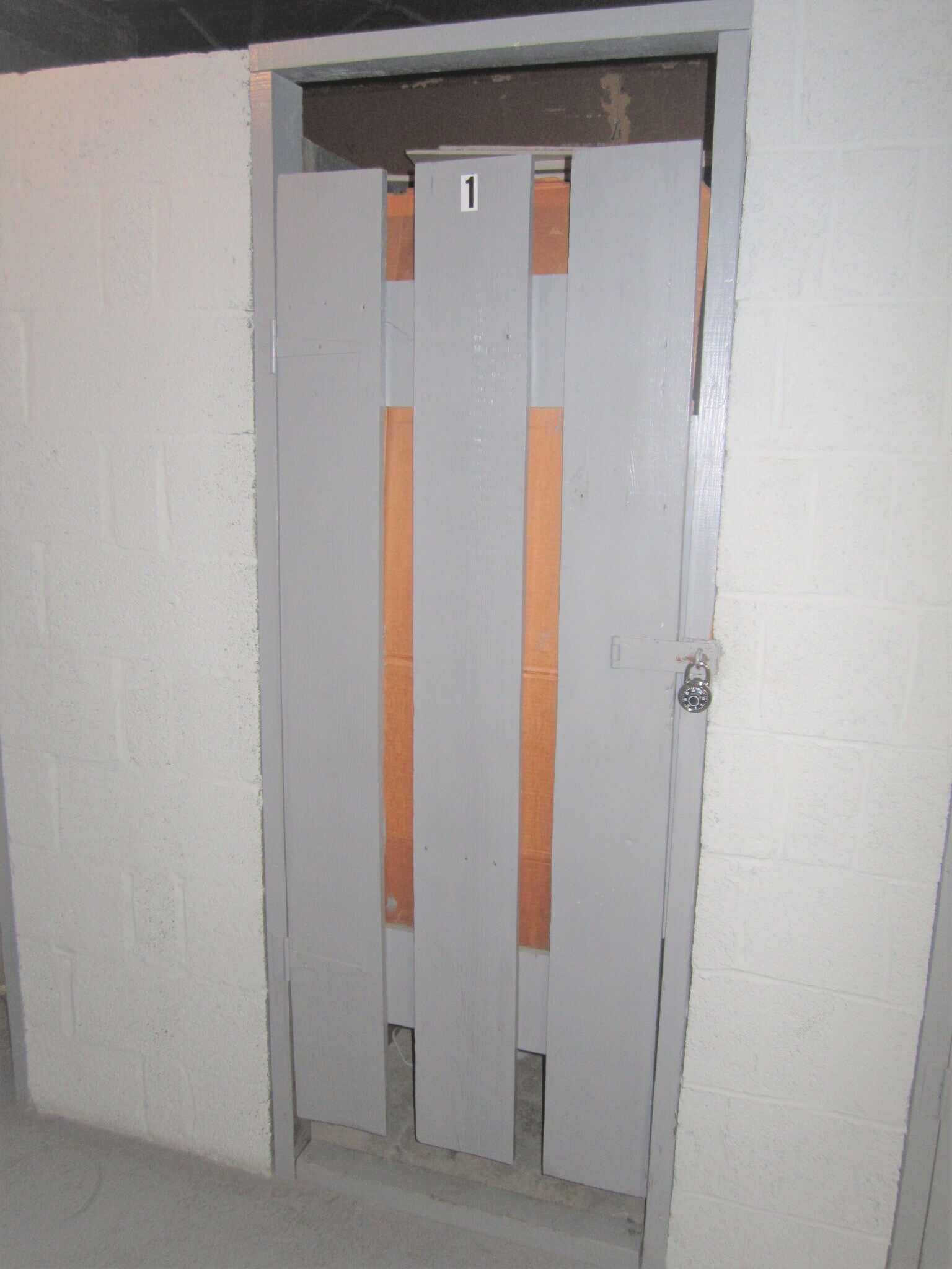 Building Photo - 5712 Phillips Ave