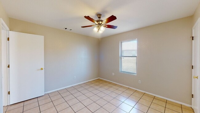 Building Photo - 2 WEEKS FREE! ALL TILE 3 BEDROOM, 2 BATH, ...