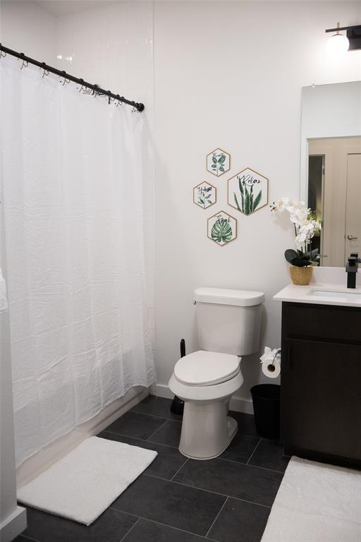 Building Photo - 2505 Thornton Rd