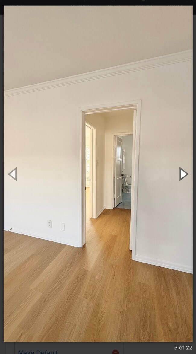 Building Photo - 200 S Sycamore Ave