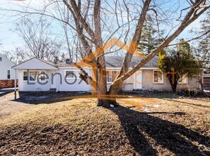 Building Photo - Shelby Township Ranch For Rent!!! HALF OFF...