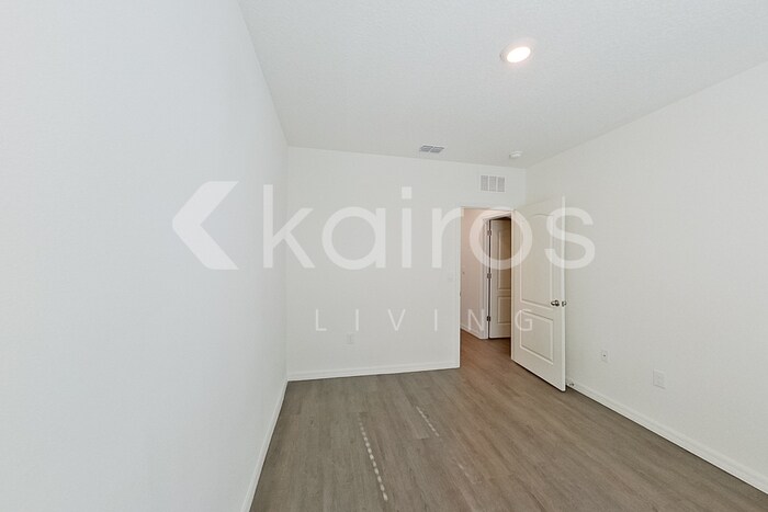 Building Photo - 32049 Katelin Cir