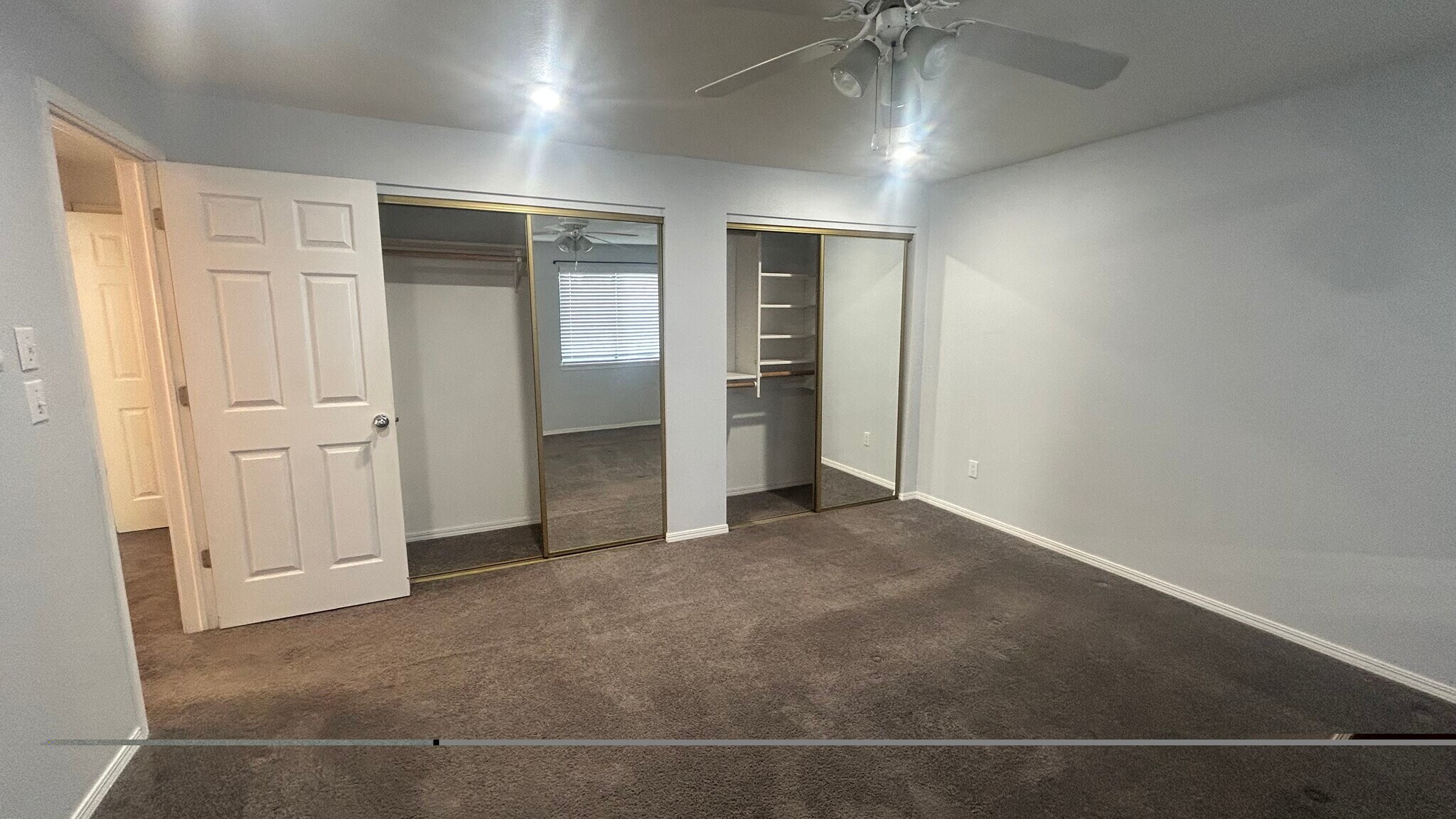 Building Photo - 28430 16th Ave S