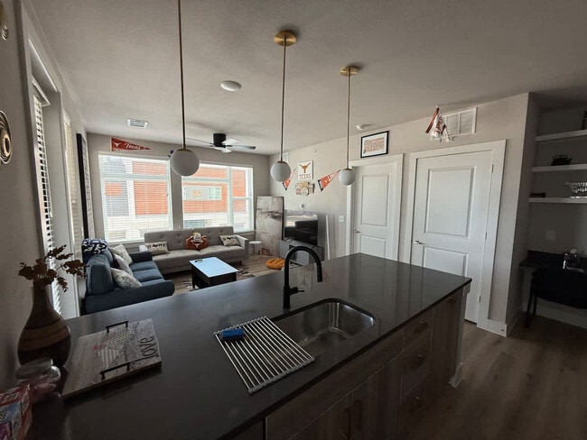 Building Photo - 12208 Tech Ridge Blvd