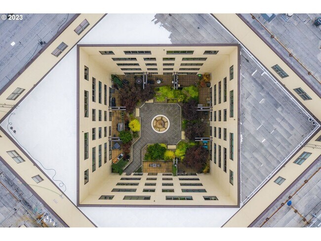 Building Photo - PEARL DISTRICT INDUSTRIAL LOFT