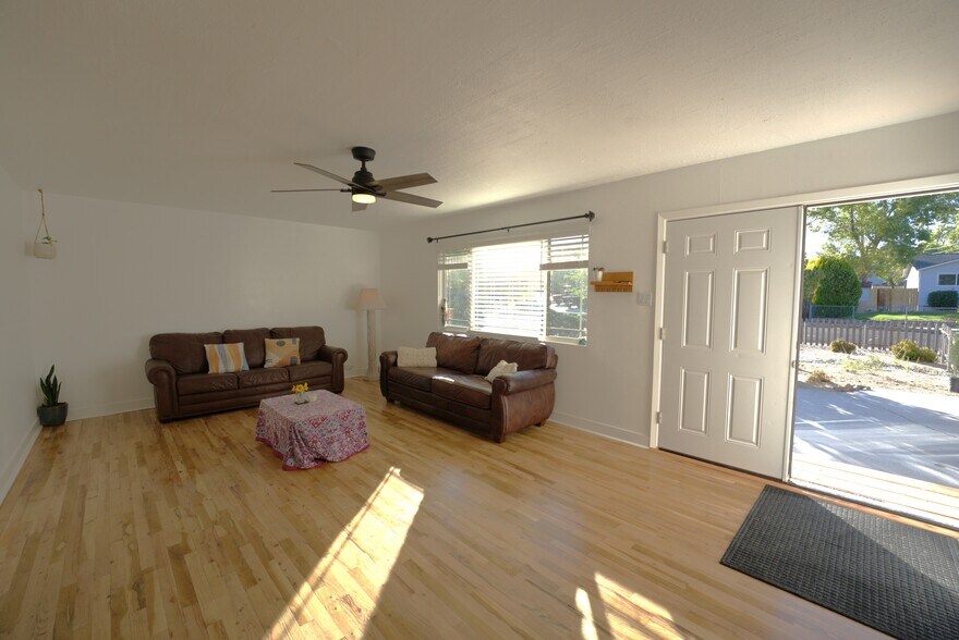 Living room with front door entrance - 1340 Rayburn Dr