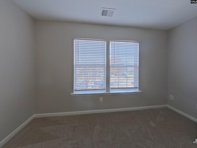 Building Photo - 137 Chatham Trace