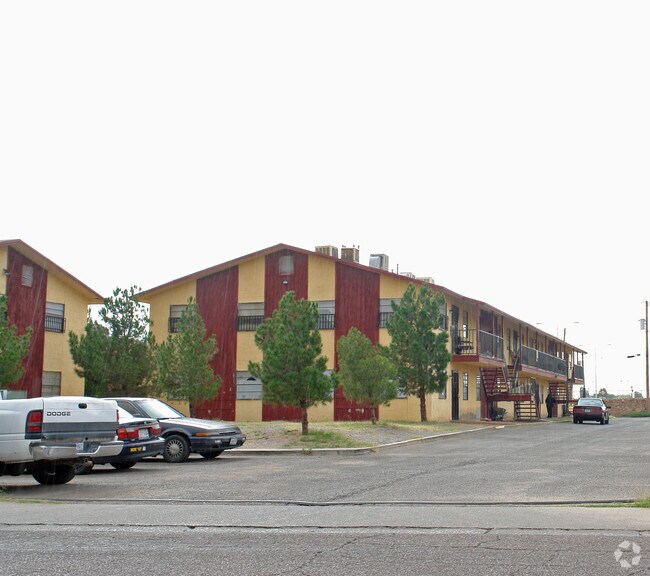 Maxwell Pines 4700 Maxwell Ave El Paso TX 79904 Apartment Finder