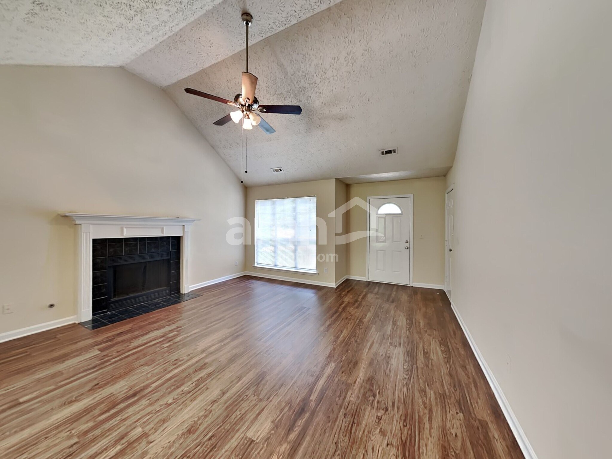 Building Photo - 1314 Sweetwater Ct