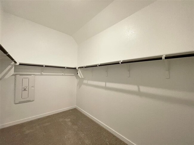 Building Photo - 128 Radnor Rd