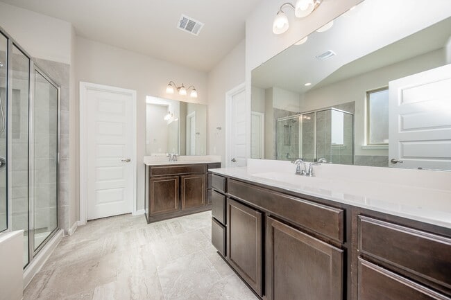 Building Photo - 6301 Superior Dr