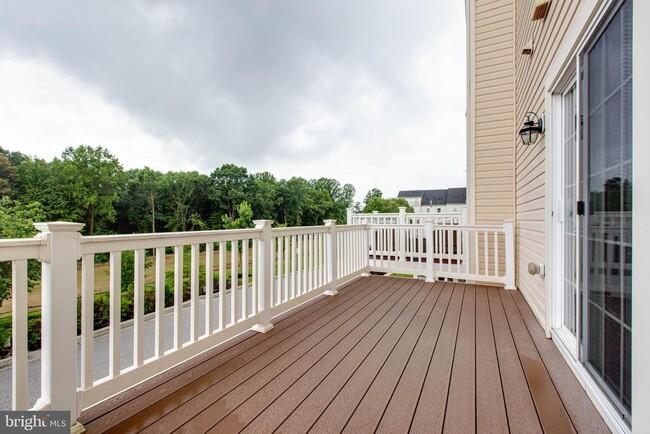 Building Photo - 7048 Foxton Way