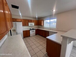 Building Photo - 6110 S Earp Wash Ln