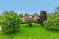 Building Photo - 1819 Brookview Dr