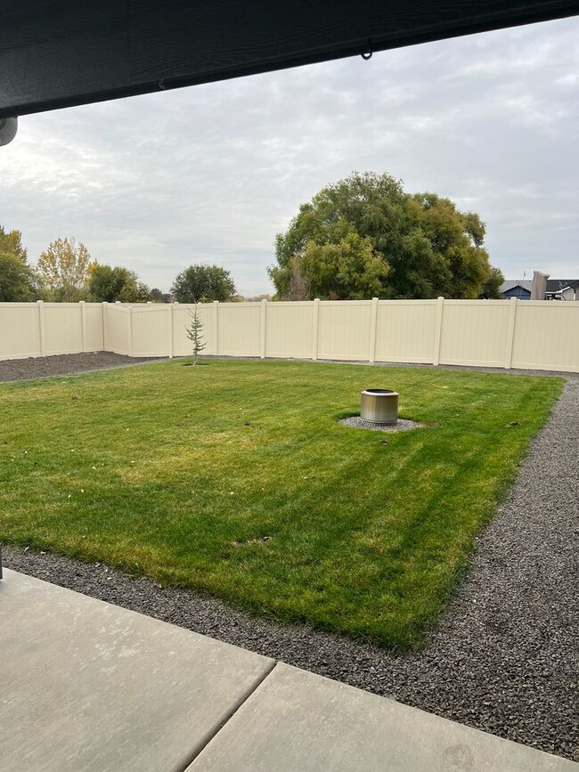 Building Photo - Landscaping included !Welcome to this char...