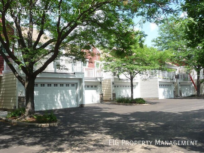 Building Photo - 871 Wescott Square
