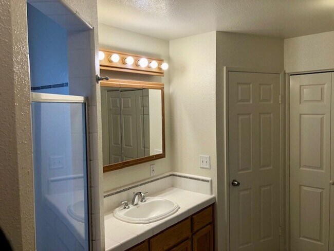 Building Photo - 7512 Wachtel Way