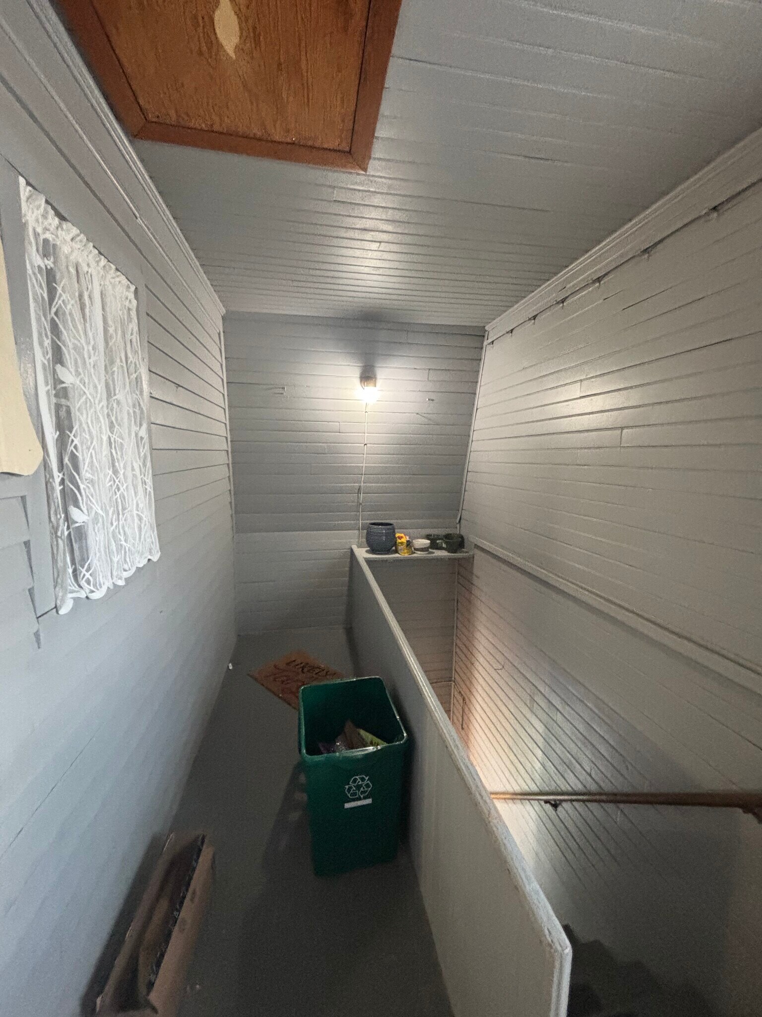 Building Photo - 460 Burncoat St