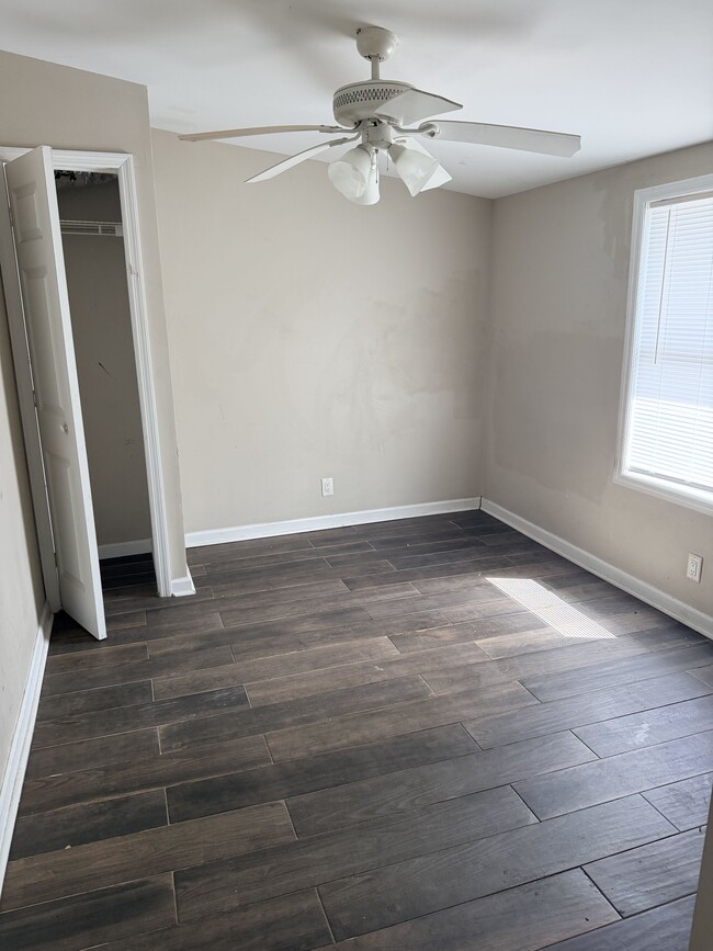 Building Photo - 3667 Wylly Ave