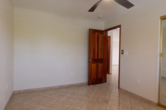 Building Photo - 660 11th St