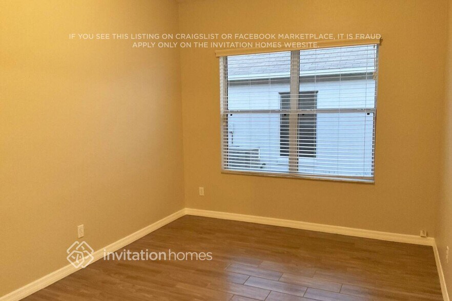 Building Photo - 204 Tower View Dr E