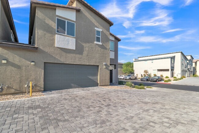 Building Photo - A gated community offers a secure and luxu...