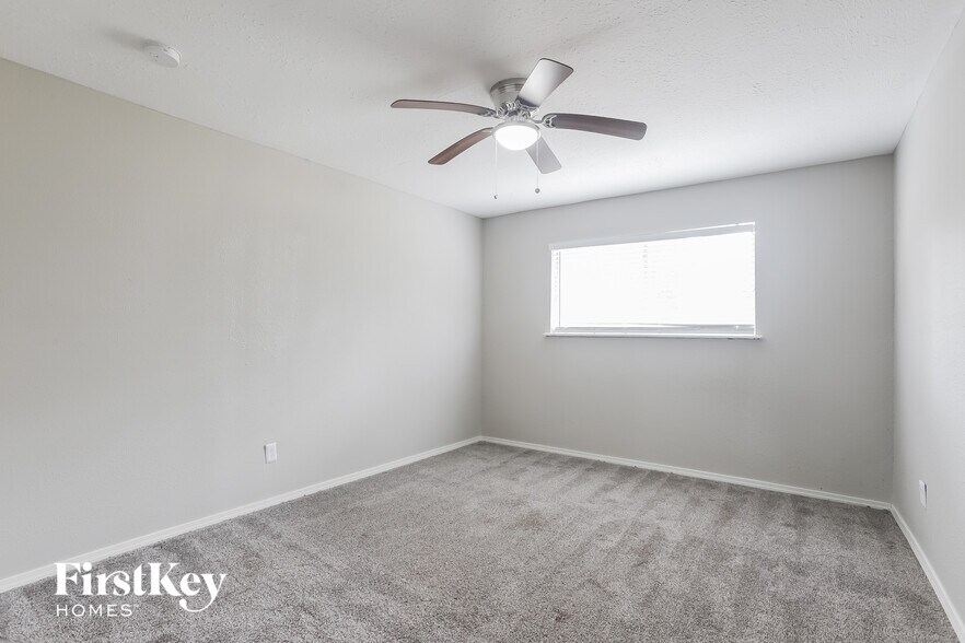 Building Photo - 3607 Dawnwood Dr