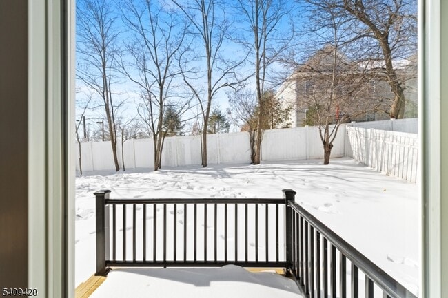 Building Photo - 401 Tillman St