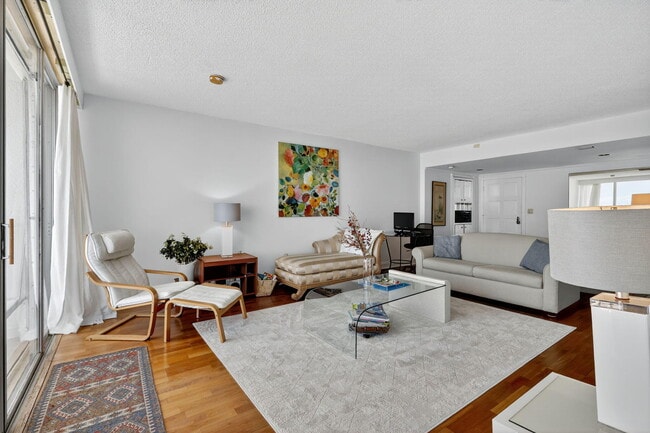 Primary Photo - 2780 S Ocean Blvd