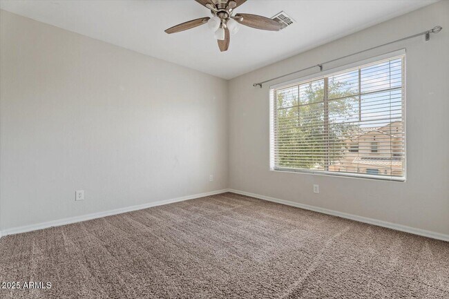 Building Photo - 1423 S Newberry Ln
