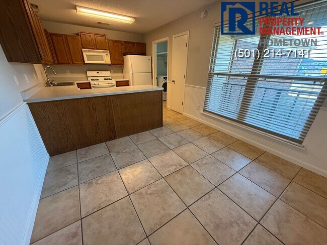 Building Photo - 2503 S 1st St