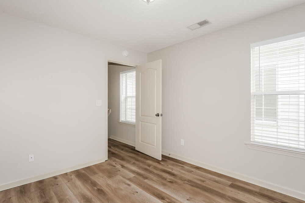 Building Photo - 1254 Carlton Ridge Dr