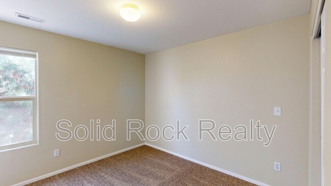 Building Photo - 4919 Leland Point