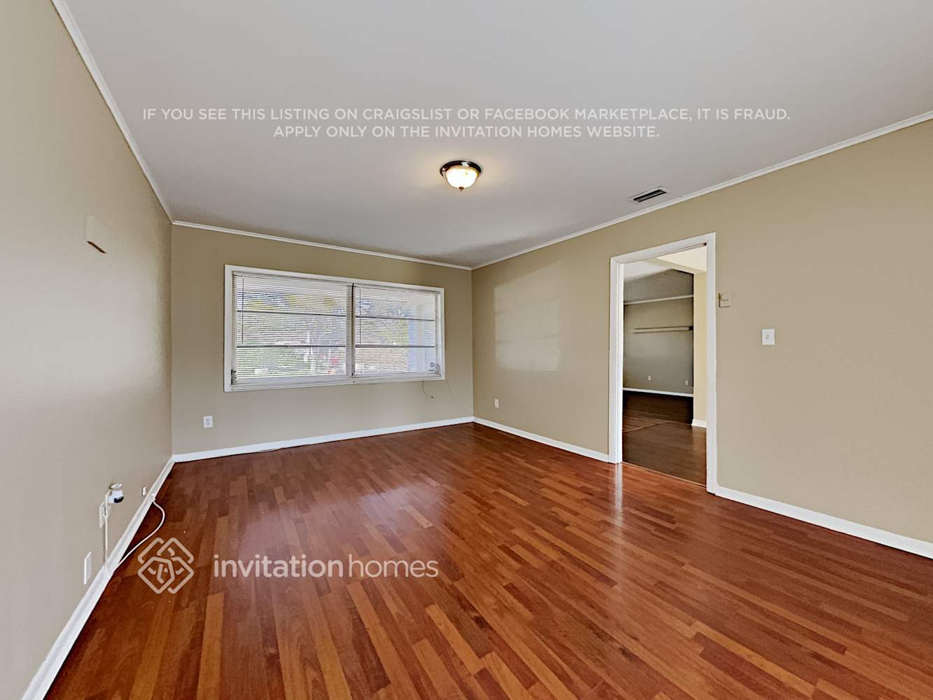 Building Photo - 2329 Lorena Ln