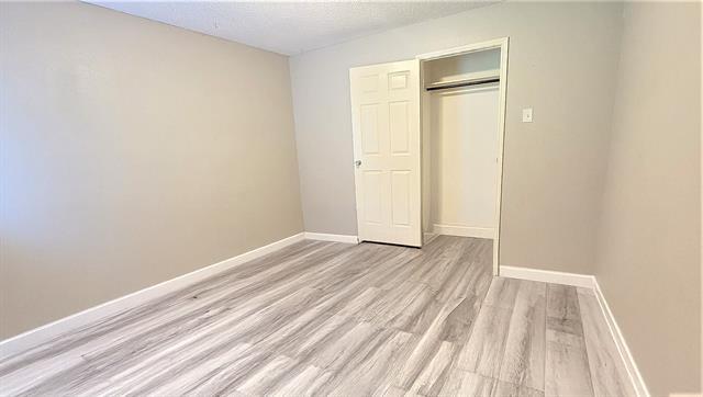Building Photo - 4606 Mandalay Dr