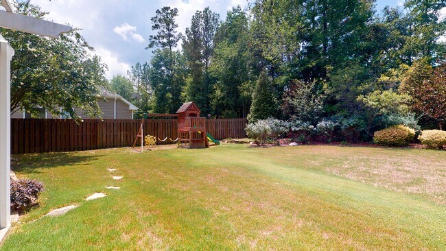 Building Photo - 4004 Ellington Dr