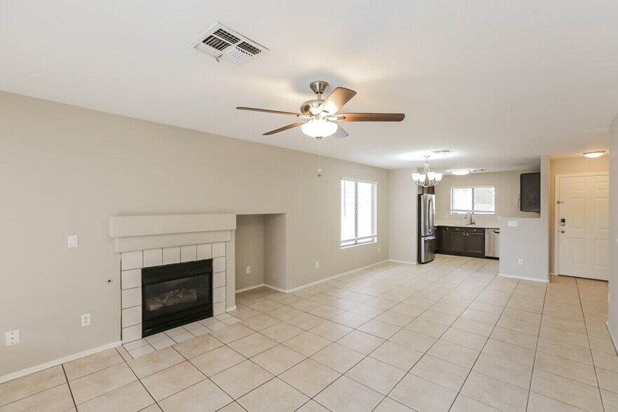 Building Photo - 16083 W Monroe St