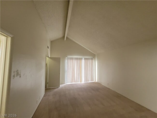 Building Photo - 4760 Woodridge Rd