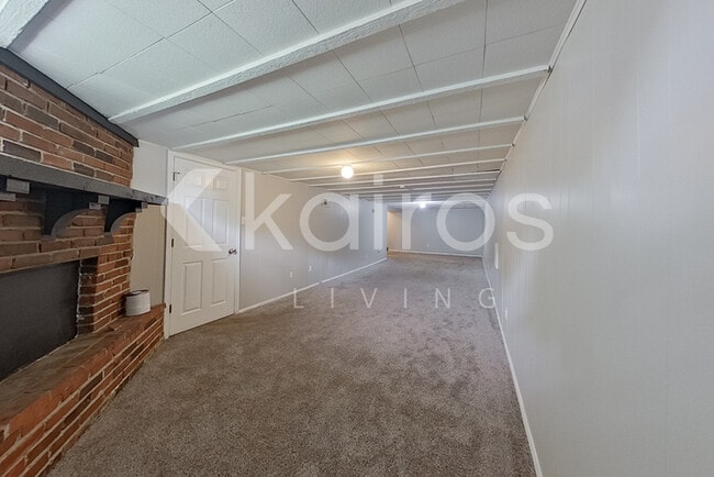 Building Photo - 2715 Benne Dr