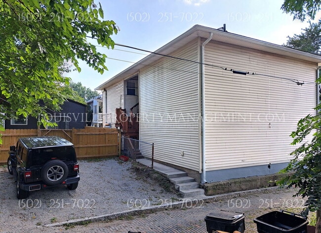 Building Photo - 1273 S Clay St