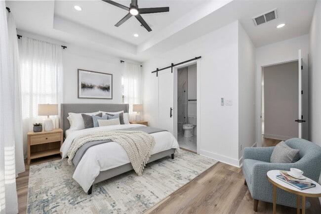 Building Photo - 4533 Larkspur St