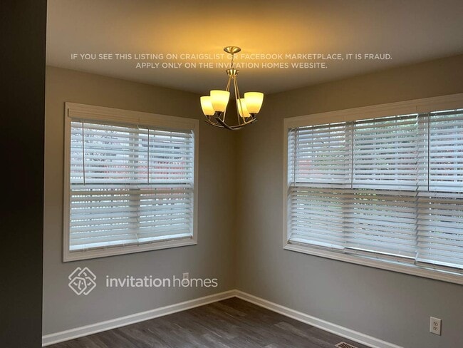 Building Photo - 1008 Bren Village Ct