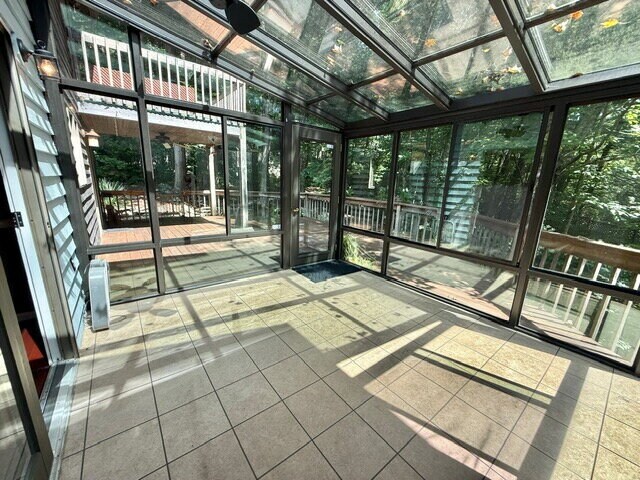 Building Photo - 67 Cliffview Dr